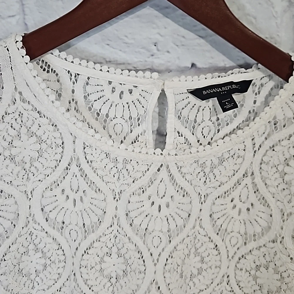 Banana Repulic lace blouse